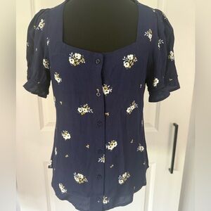 Elodie Navy Floral Button-Front Blouse – Size Small (NWT)